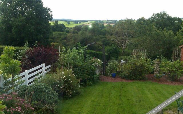 Ashbank Lodge Bed and Breakfast