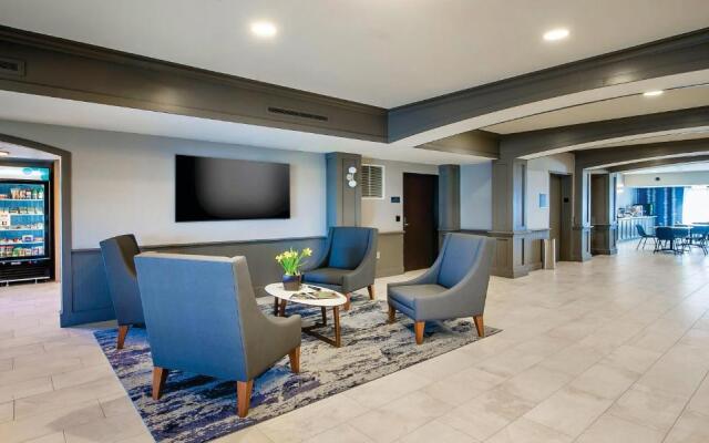 Winds Hotel At Crosswinds Casino