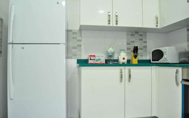 Golden Treasure Tower Family Apartment