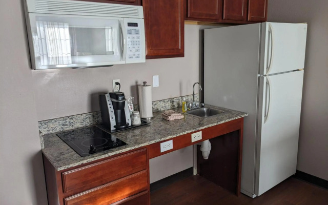 GrandStay Residential Suites Hotel - Saint Cloud
