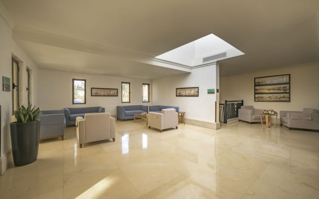 Hotel Radisson Sas Tala Bay