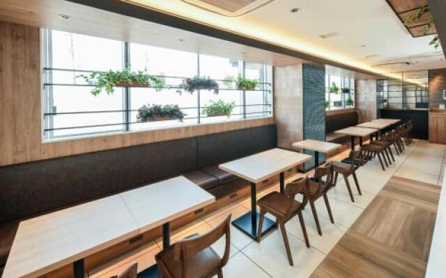 Super Hotel Shikoku Chuo