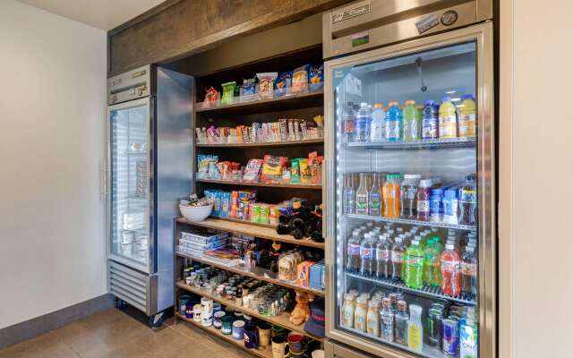 MainStay Suites Near Denver Downtown