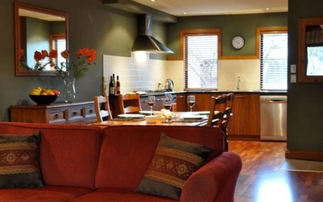 Luxury on Lansdown