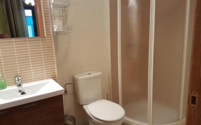 Hostal Maury