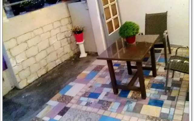 Amelie Apartment