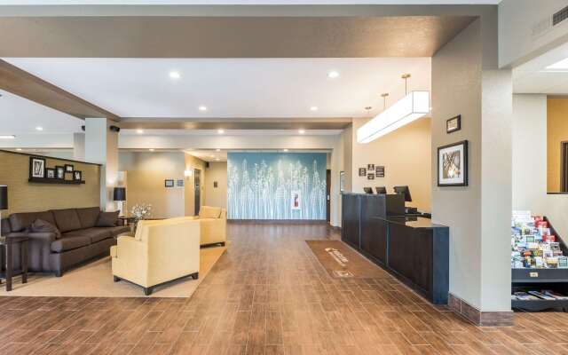 Sleep Inn & Suites West Des Moines near Jordan Creek