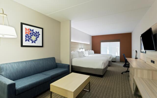 Holiday Inn Express Hotel & Suites Tavares - Leesburg by IHG