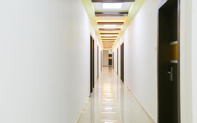 OYO 49376 Priyanka Residency