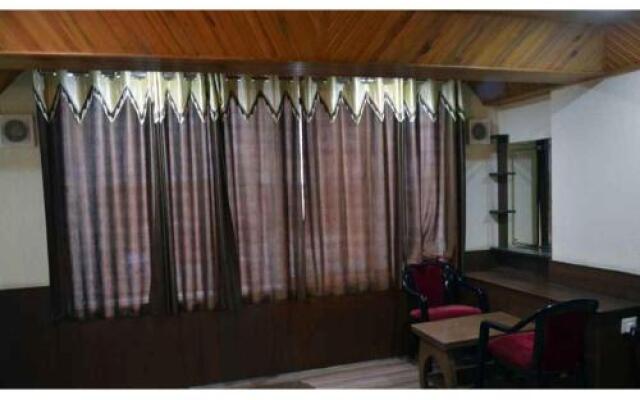 Excellent Stay at Mall