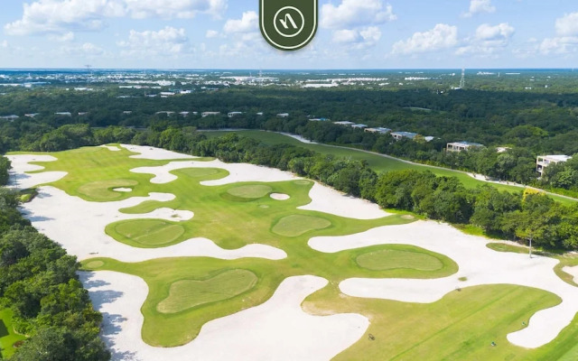 Nick Price Residences A 206