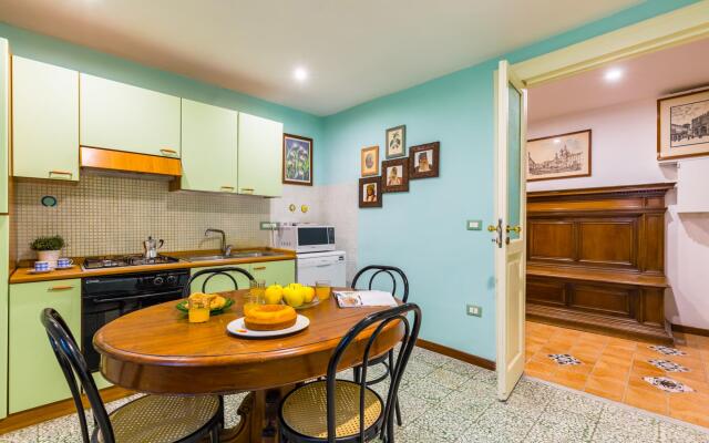 Appartamento a Santa Maria La Nova by Wonderful Italy