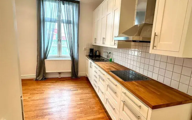 Luxury Apartment in City