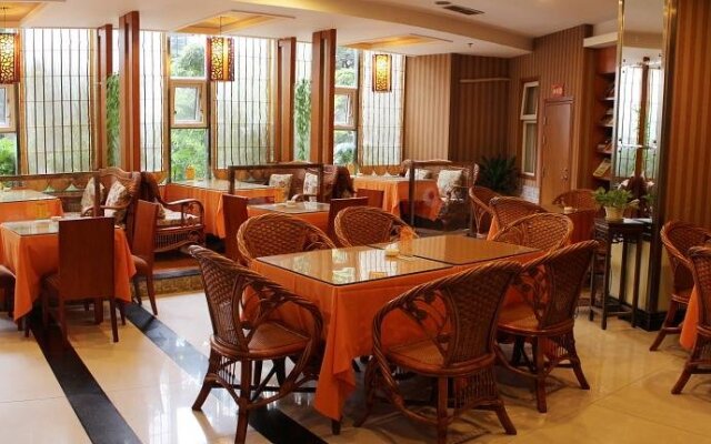 Jiaxinyi Hotel (Chongqing Shipingqiao)