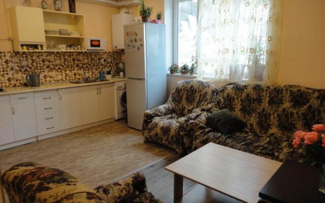 Like Home Guesthouse