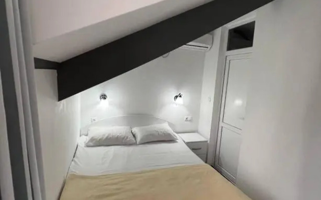 Guest House - Green Space