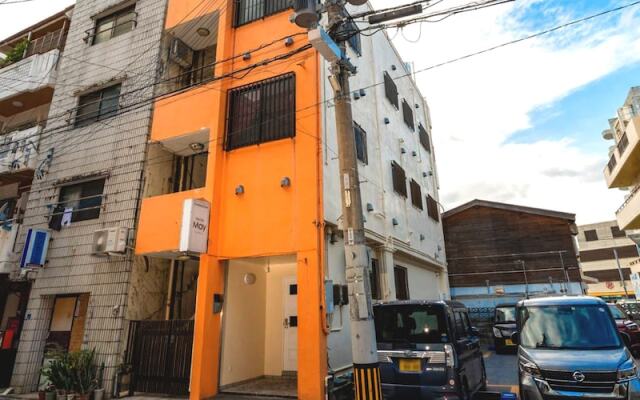 WARAYUN SO Port city May