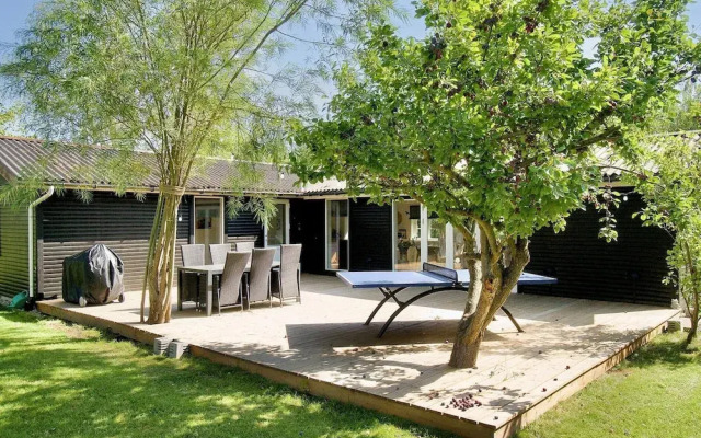 6 Person Holiday Home in Grevinge