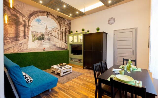 BPM - Downtown Studio and Luxury Apartments