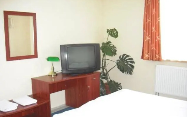 Hotel Ava