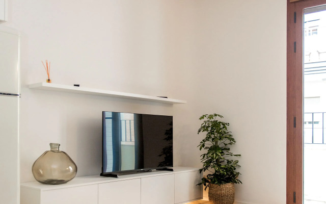 Pizarro by Seaward Suites