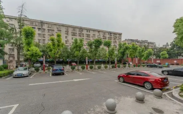 Ao Hua International Hotel
