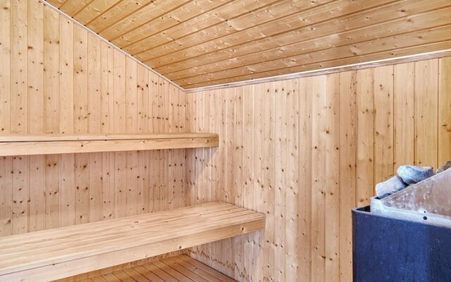 8 Person Holiday Home in Nexo-by Traum