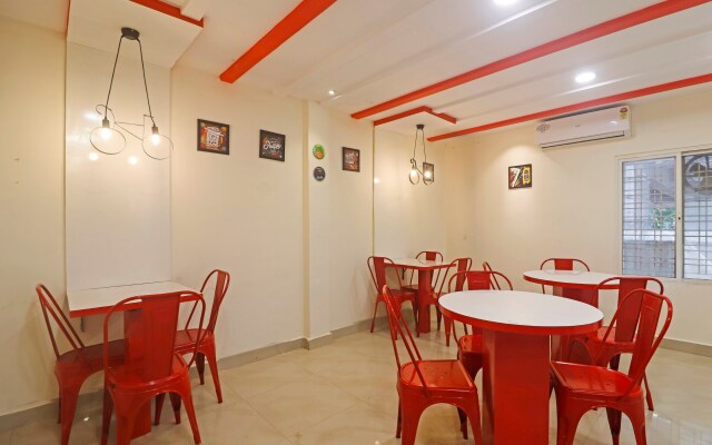 Capital O Sri Vinayaka Luxury Hotel