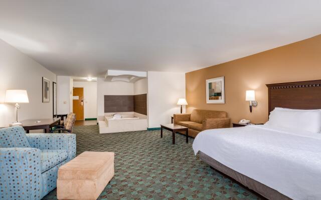 Holiday Inn Express Hotel & Suites Canton by IHG
