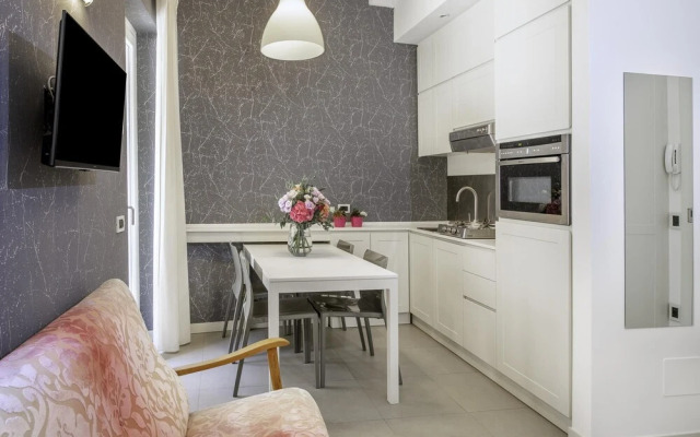Beautiful Studio Flat With Balcony in Front of Arena