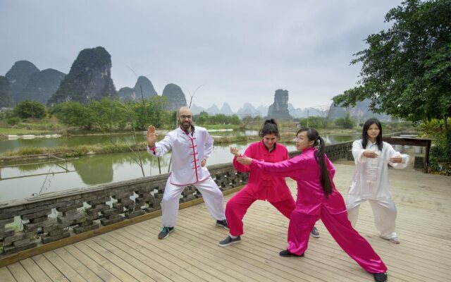 Yangshuo Hidden Dragon Villa Hotel