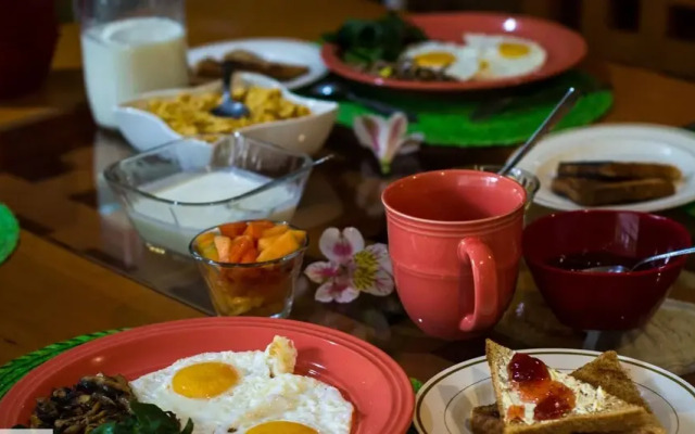Coyohouse Bed & Breakfast