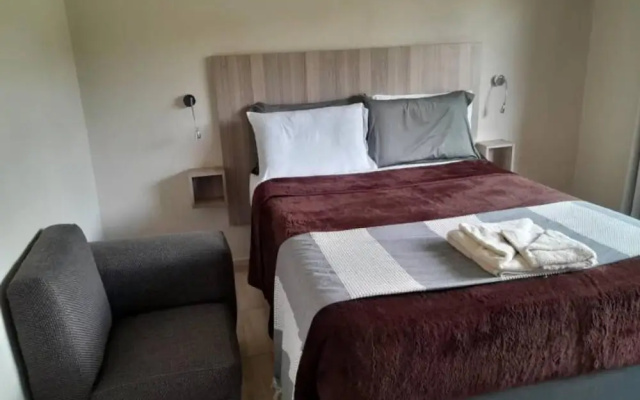 2 Bedroomed Apartment With En-suite and Kitchenette - 2068
