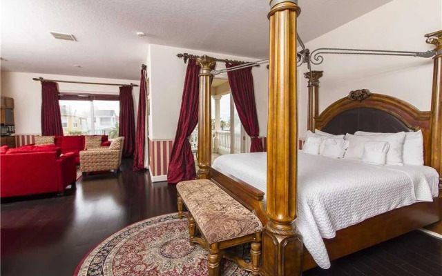 Sea Star Palace - Six Bedroom Home