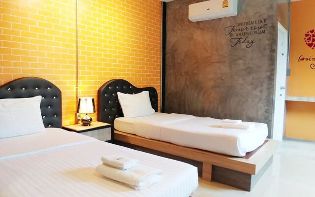 Green House Neo-Resotel - Hostel