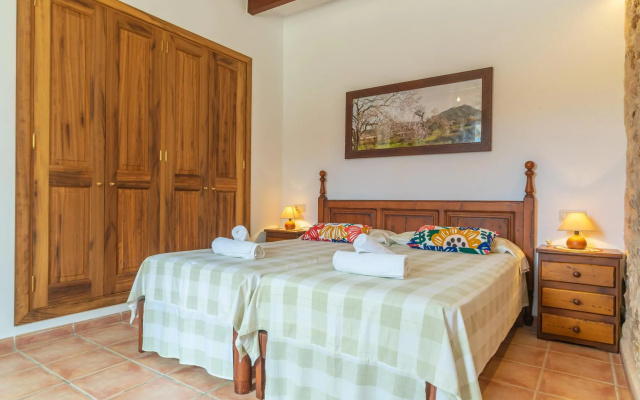 CAN PUÇA - Villa with private pool in Santanyí. Free WiFi