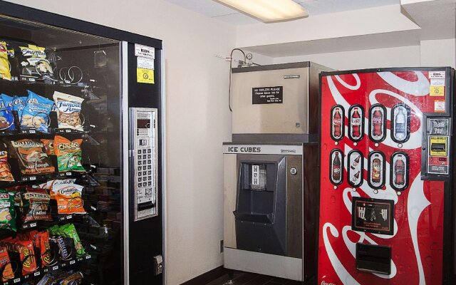 Red Roof Inn Philadelphia - Oxford Valley