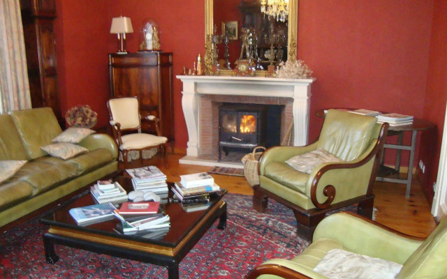 Fine Fleur Bed & Breakfast