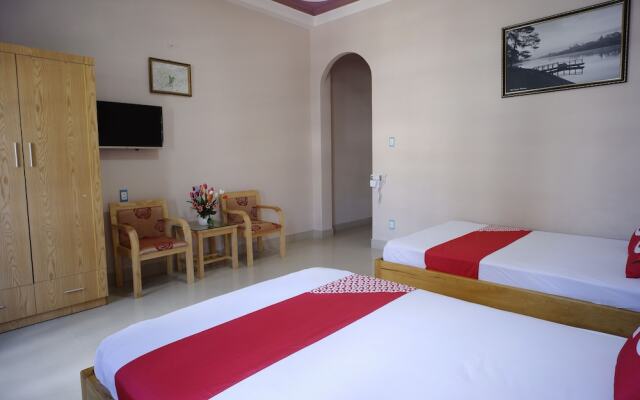 OYO 987 Thanh Thanh Nhan Hotel