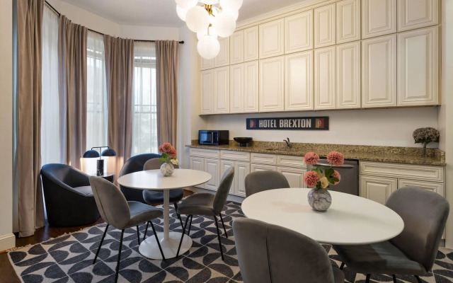 Hotel Brexton