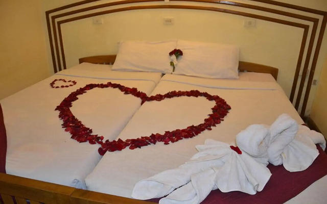 Aung Mingalar Hotel