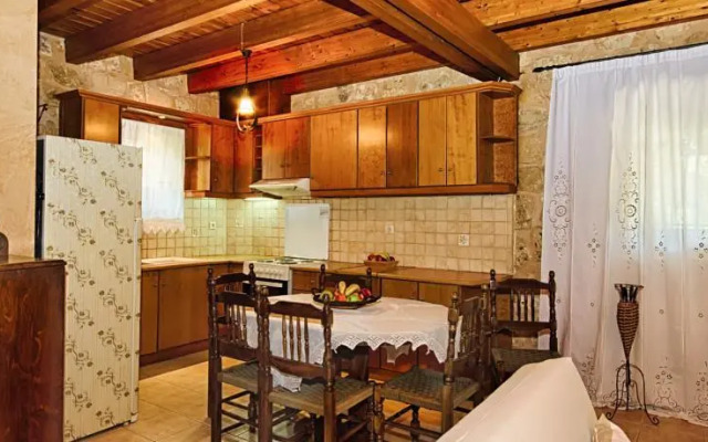 Artemis Luxury Villa