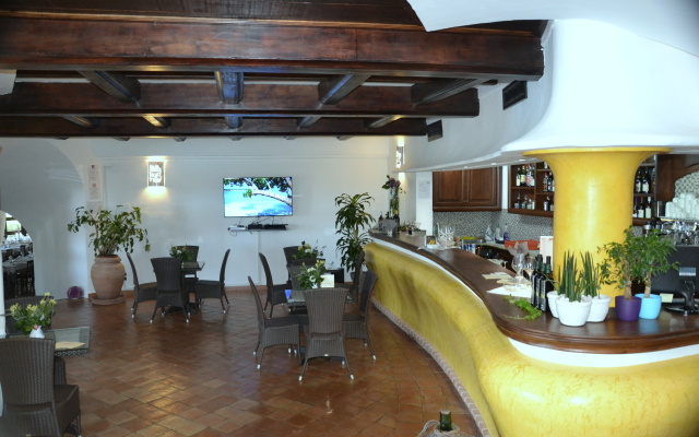 Felix Hotels - Galanias Hotel & Retreat