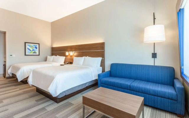 Holiday Inn Express Hotel & Suites Springfield