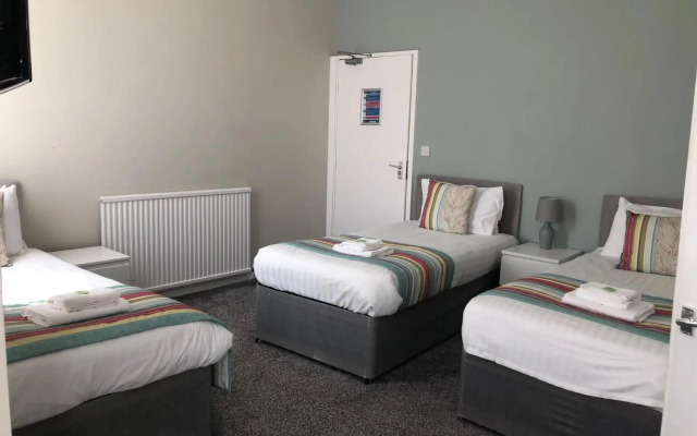 The Georgian Hollies