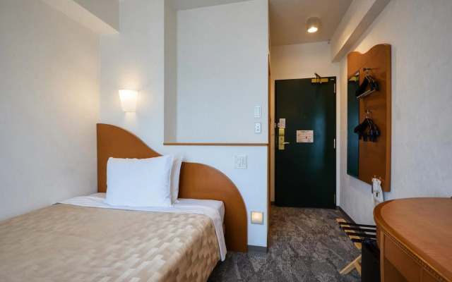 Naha Beach Side Hotel