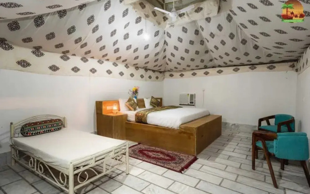 Sam Desert Resort