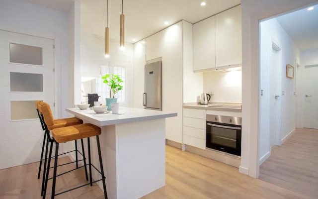 Exclusive apt 3rooms in Granda. Martinez Campos II