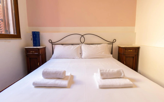 Welcomely - Josto Panoramic House