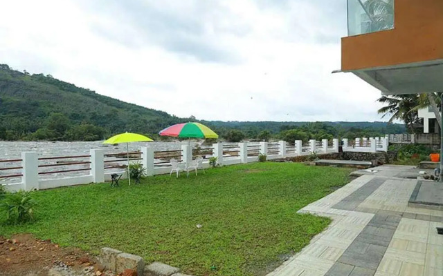 Athirapilly River Resort